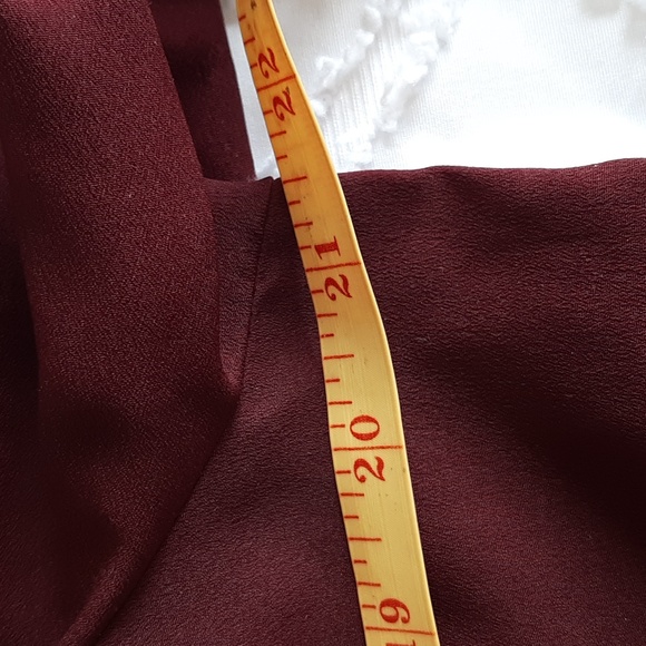 Old Navy blouse. long sleeved pull on .  Size Medium.  Burgundy. - Picture 11 of 13